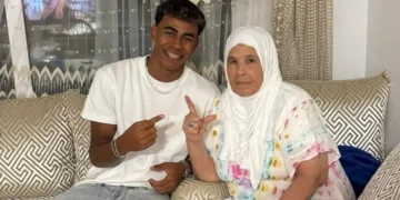 Celebrating her grandson’s World Cup triumph with Spain following a 1-0 victory over Argentina in the final, Fatima expressed her relief after a tense final and promised to prepare his favorite Moroccan dish, Rfissa, when he returns home.