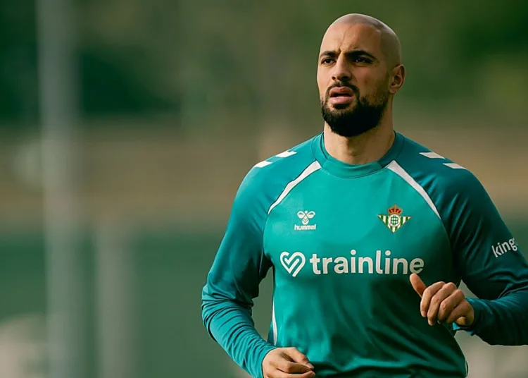 Saudi Rivals Battle to Lure Sofyan Amrabat from Fenerbahçe