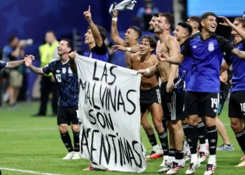 Argentina's Falklands Banner After England Win Could Trigger FIFA Action credit: REUTERS