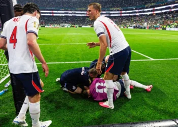 England’s Jordan Henderson Ruled Out of The World Cup With Wrist Fracture