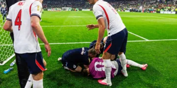England’s Jordan Henderson Ruled Out of The World Cup With Wrist Fracture
