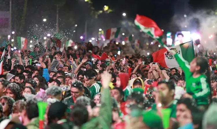 A 44-year-old man and two women died of asphyxiation, according to the city’s health ministry, as mass celebrations erupted in Mexico City following the national team’s victory during the 2026 FIFA World Cup.