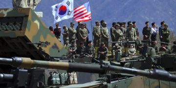 Trump Moves to Reduce Military Drills With Korea