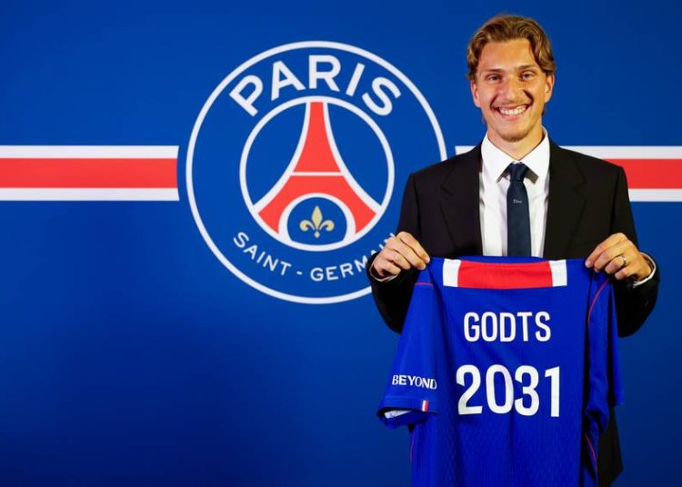 Paris Saint-Germain have officially completed the signing of Belgian winger Mika Godts from Ajax in a transfer