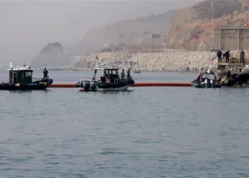 Spain has completed the installation of a 500-meter floating security barrier at the maritime border of occupied Ceuta, according to Spanish newspaper El País.