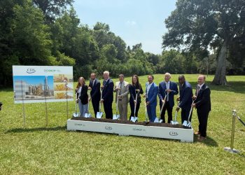 The two partners plan to develop the plant inside Cornerstone Energy Park, an 800-acre industrial site in Waggaman, Louisiana.