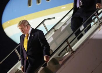 trump secret plane switch