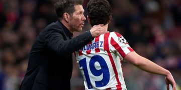 Diego Simeone Defends Julian Alvarez After Backlash From Atletico Fans