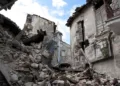 Colombia Earthquake Death Toll Tops 250, Rescuers Race to Find Survivors