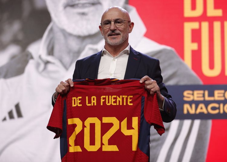 The Royal Spanish Football Federation (RFEF) has officially extended national team coach Luis de la Fuente’s contract until 2032