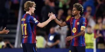 Barcelona forward Anthony Gordon has praised teammate Lamine Yamal, describing the Spanish international as a player