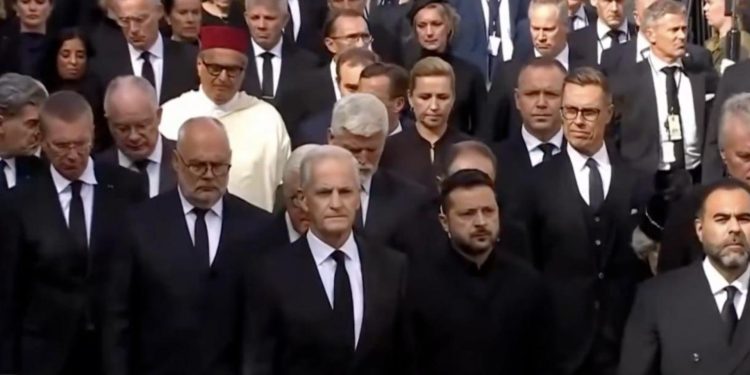 Head of Government Aziz Akhannouch represented King Mohammed VI on Wednesday in Oslo at the funeral of Norway’s King Harald V.
