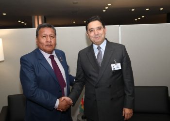 Foreign Minister Nasser Bourita and his Bolivian counterpart, Héctor Francisco Huanca Gutiérrez.