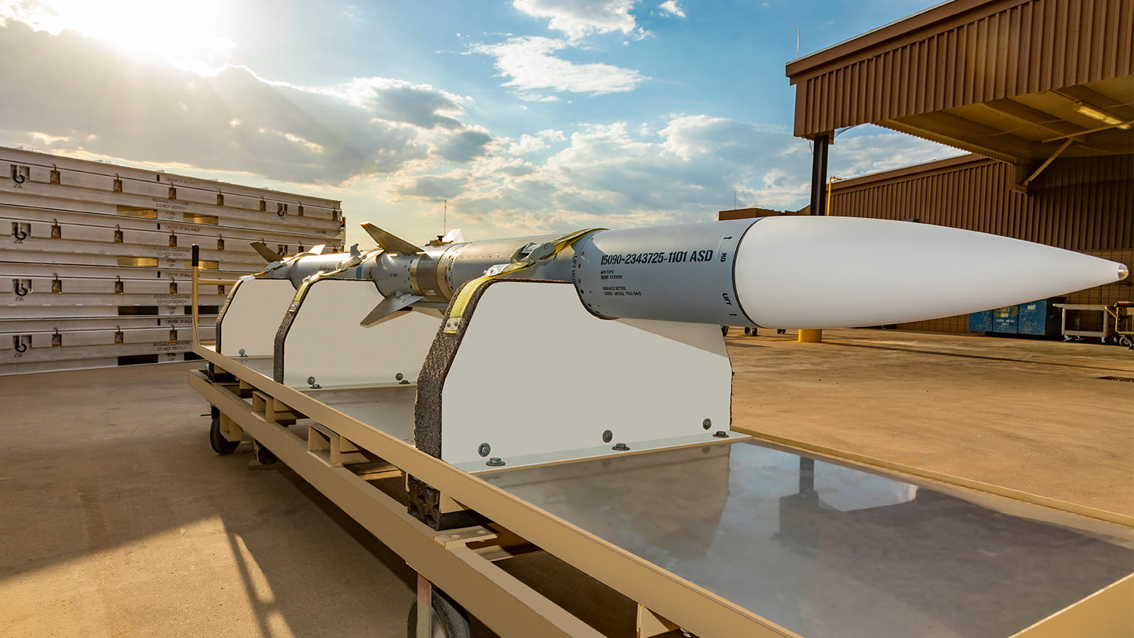 Pentagon Names Morocco Among Buyers in $105.6 Million AMRAAM Missile Contract