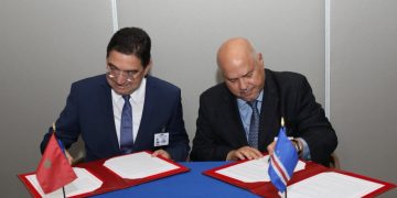 Cabo Verdean Minister of Foreign Affairs and Defense Manuel Augusto Lima Amante da Rosa and Morocco's Minister of Foreign Affairs Nasser Bourita.
