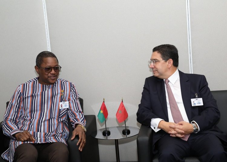 Moroccan Foreign Minister Nasser Bourita and his Burkinabè counterpart Karamoko Jean-Marie Traoré.