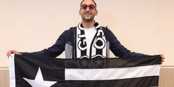 Brazilian club Botafogo have officially announced the signing of Moroccan international Hakim Ziyech on a contract running until the end of 2028.