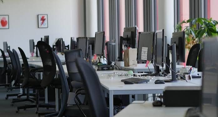 French Cold-Calling Ban Threatens 10,000 Jobs in Morocco’s Call Center Sector