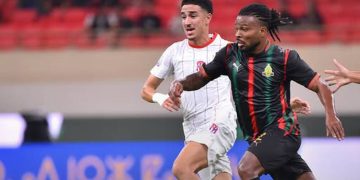 AS FAR opened their 2026-27 Botola Pro campaign with a 1-0 victory over Widad Temara on Thursday at the Prince Moulay Abdellah Sports