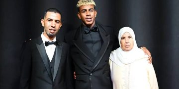 Mounir Nasraoui, the father of Barcelona star Lamine Yamal, has attracted attention on social media after declaring that he does not need