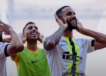 Maghreb de Fez (MAS Fez) have secured their place in the CAF Champions League group stage after defeating Ivorian side ASEC Mimosas 2-1