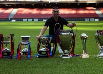 Former Barcelona, Spain Player Pedro Retires at 39