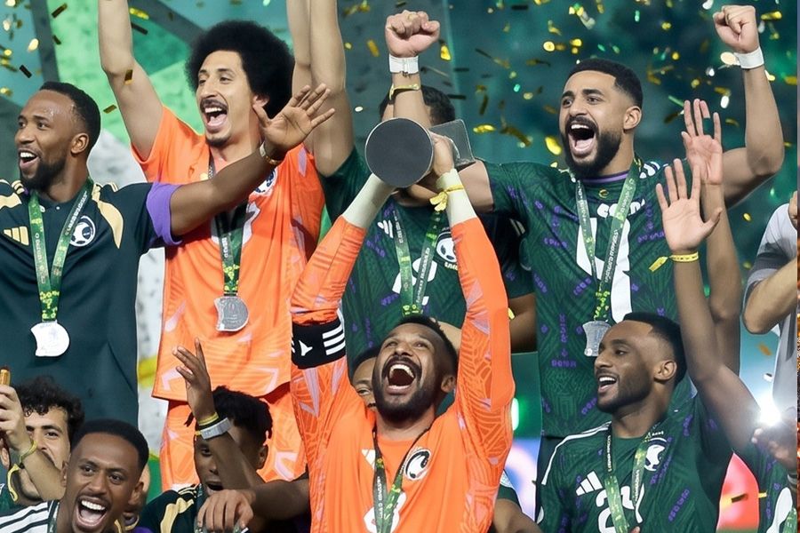 Saudi Arabia Defeats UAE 2-0 to Claim Gulf Cup Championship Saudi Arabia Defeats UAE 2-0 to Claim Gulf Cup Championship