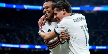 Real Madrid continued their perfect Champions League start with a 4-1 win over RB Leipzig at the Santiago Bernabeu on Wednesday.