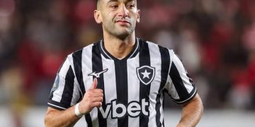 Moroccan international Hakim Ziyech suffered his second consecutive defeat with Brazilian side Botafogo on Thursday, despite delivering a strong individual performance in his second appearance for the club.