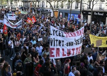iran france protests