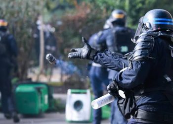 france high school protests grenade